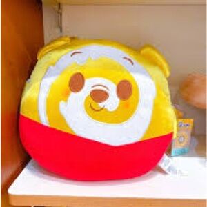 Disney Munchling Winnie the Pooh Honey Bun - Limited Edition - New with Tags